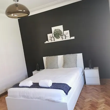 Hostel Vila Nova *